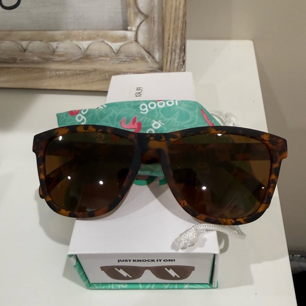 Tortoise Shell Sunglasses with Brown Lenses
